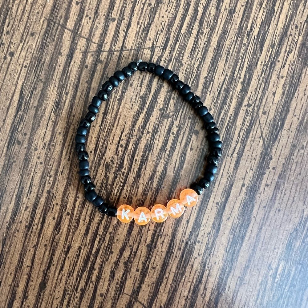 Taylor Swift Friendship Bracelet